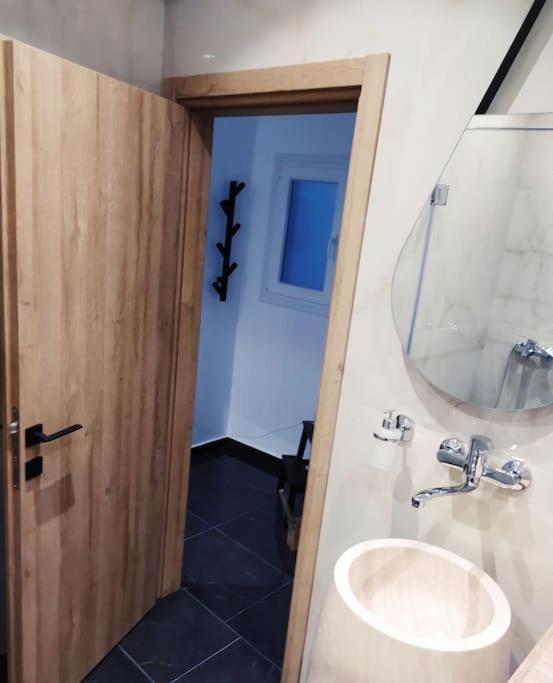 Chrysa'S Cozy Apartman Corfu  Kültér fotó